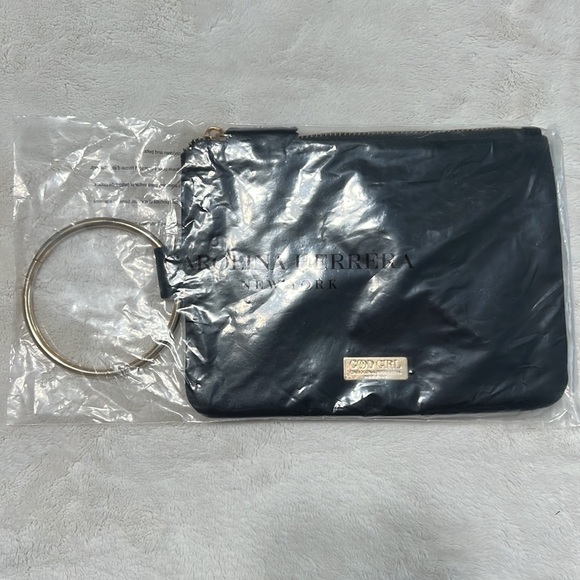 CAROLINA HERRERA Wristlet Ring Bag Black Velvet Good Girl - Picture 2 of 4